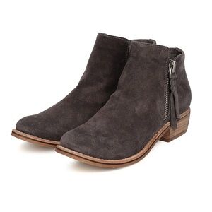 Dolce Vita Sutton Suede Ankle Booties